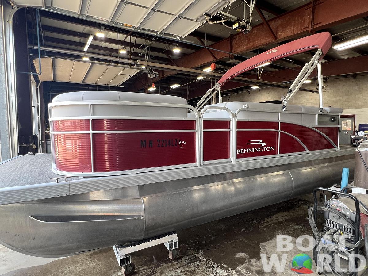 Used 2020 Bennington 20 SLV & 50HP Yamaha 4Stroke -$27,995