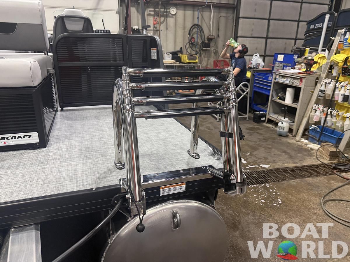 2026 Princecraft Vectra 23 RL Swingback Lounge Pontoon