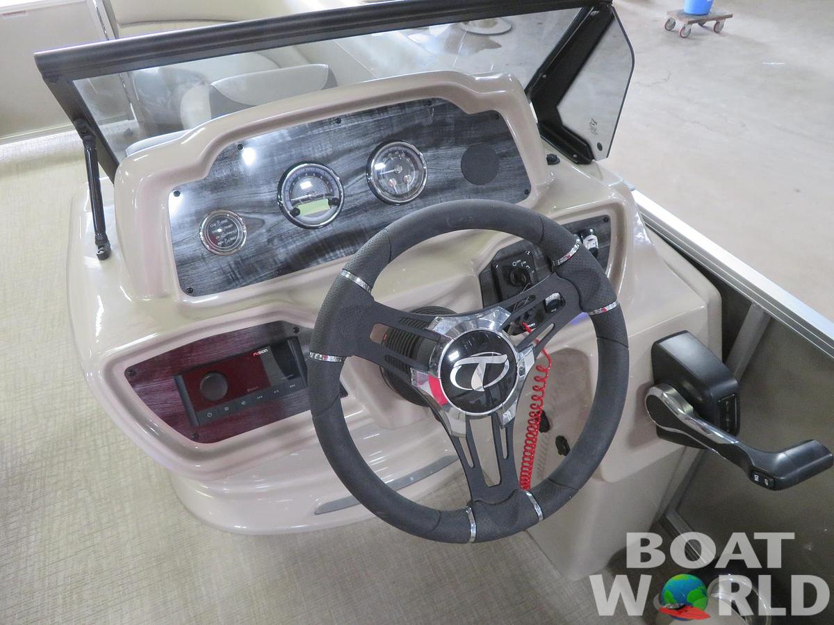 2024 Tahoe Pontoons LTZ 2385 Elite Windshield Tritoon & Suzuki 200HP 4-Stroke EFI