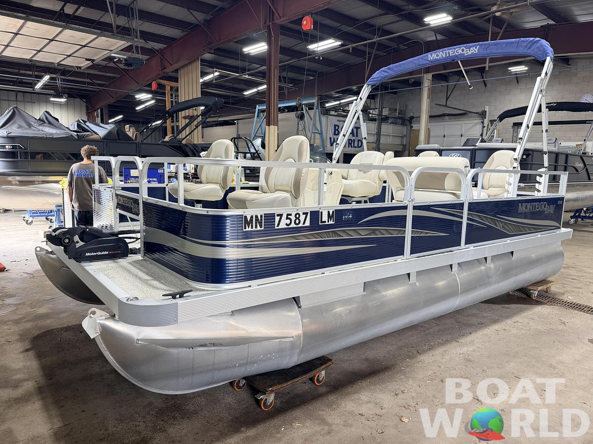Used 2017 Montego Bay 8518 4-PT & 40HP Honda 4Stroke -$18,995