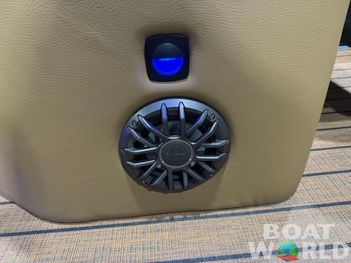 2027 Bentley Legacy 220 Swingback Pontoon & 4-Stroke Outboard $44995