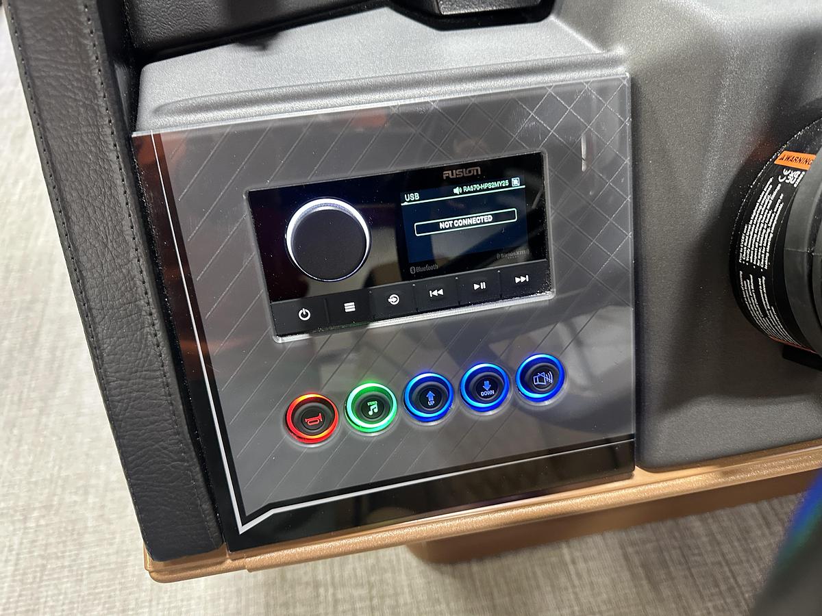 2025 Tahoe Pontoons Cascade 2385 Elite Tritoon & 225HP