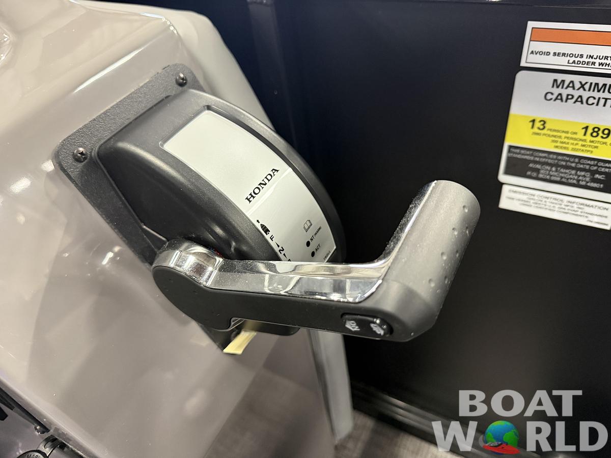 2026 Tahoe LTZ 300HP 2385 Elite Windshield $69995