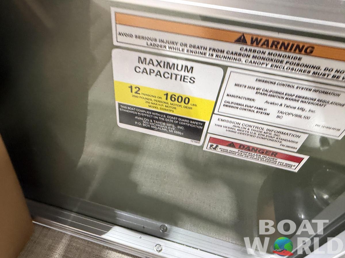 2026 Tahoe Pontoons Sport 2385 Rear Fish Tritoon 