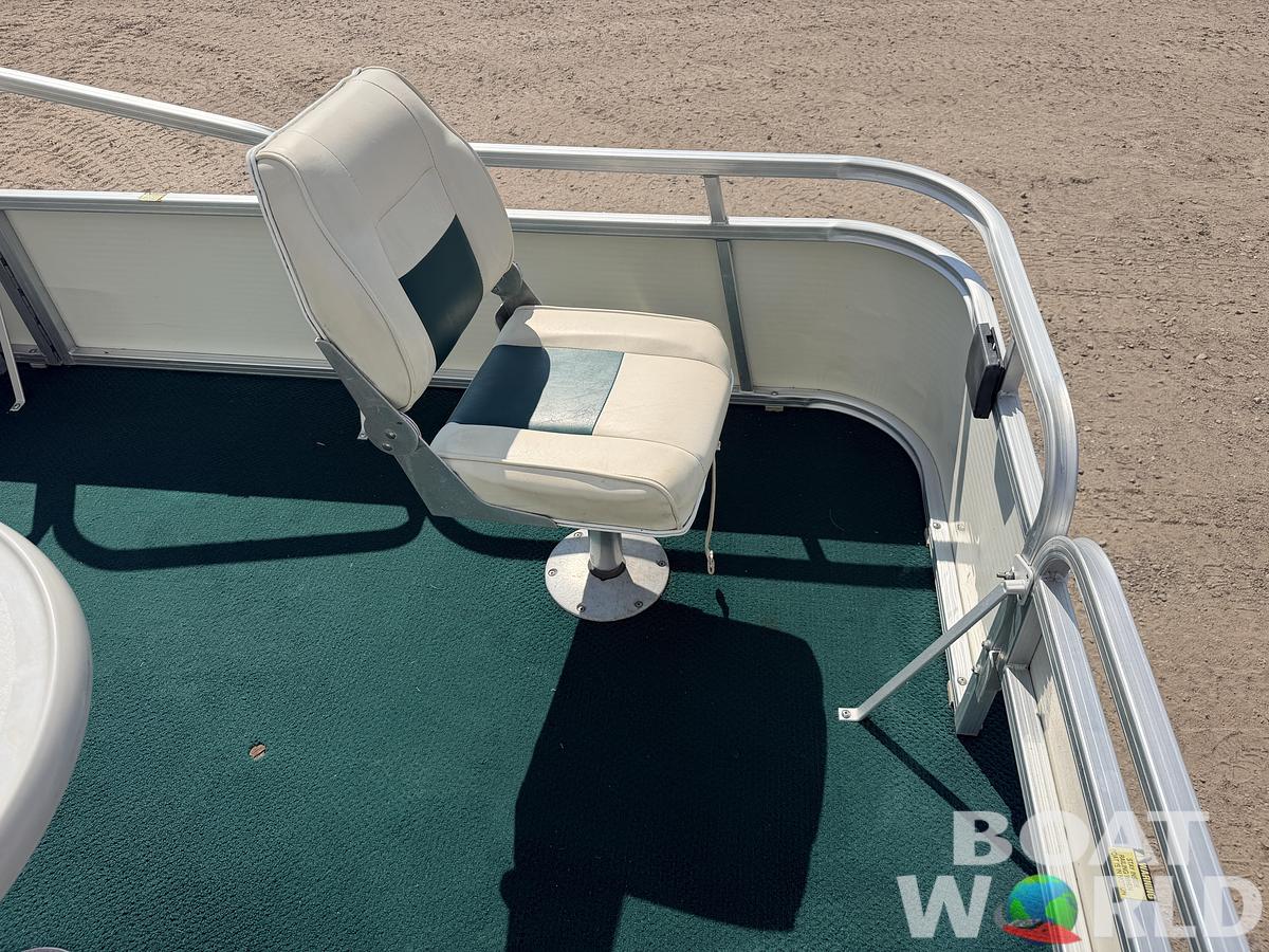 Used 2003 Odyssey 1903 Fish & Cruise & 40HP Johnson 4Stroke -$10,995