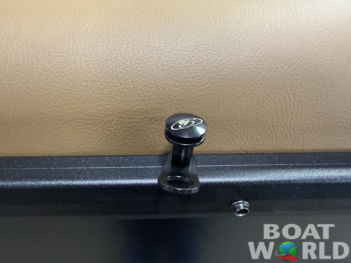 2026 Bentley Pontoons Elite 223 Admiral Quad Lounge Tritoon