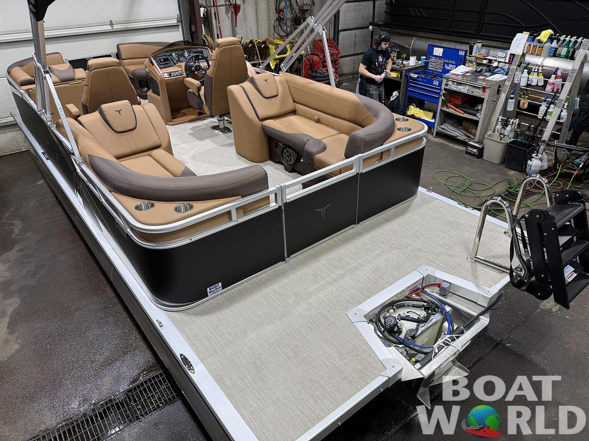 2026 Tahoe Pontoons LTZ 2385 Quad Lounge 