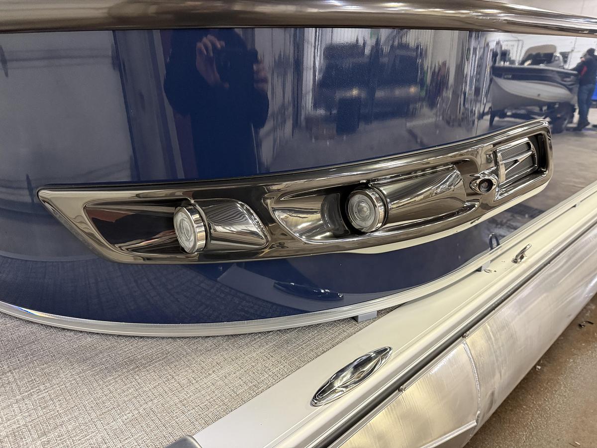 2025 Tahoe Pontoons Cascade 2385 Quad Lounge Tritoon & 225HP 4-Stroke