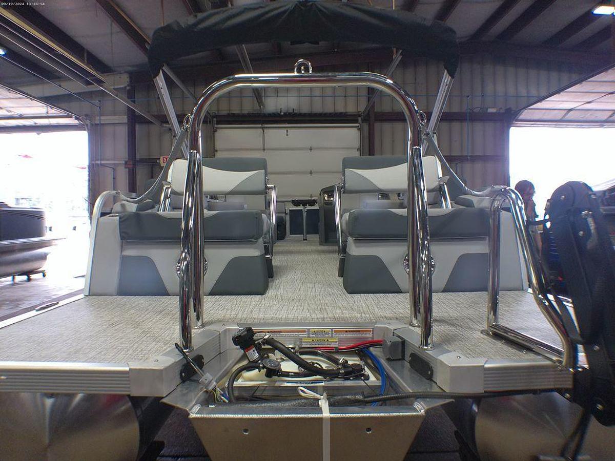 2025 Tahoe Pontoons LTZ 2385 Quad Lounge Shift SS & Honda 4-Stroke EFI