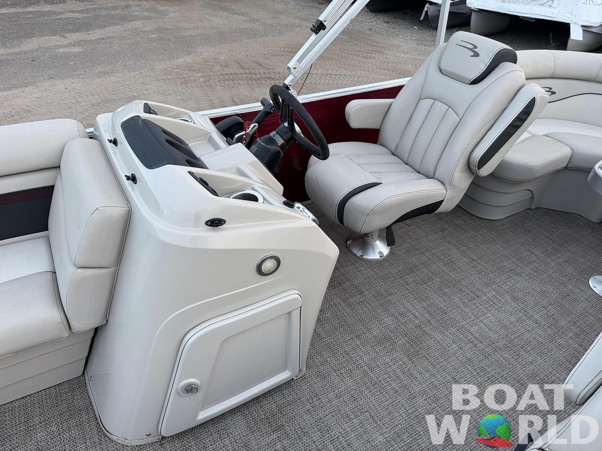 Used 2019 Bennington 21 SX Pontoon