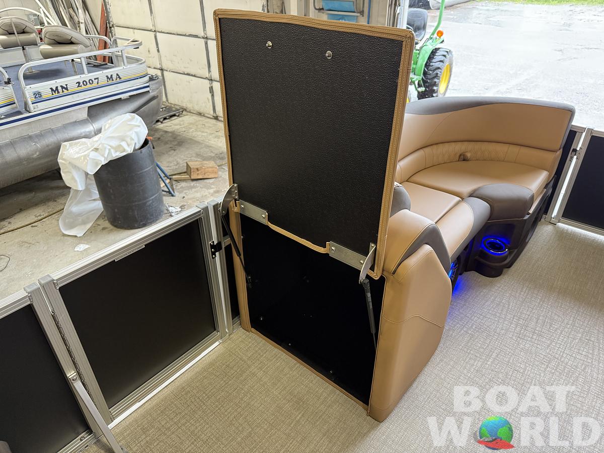 2025 Tahoe Pontoons LTZ 2385 Quad Lounge Shift Flip Tritoon & Honda 4-Stroke EFI