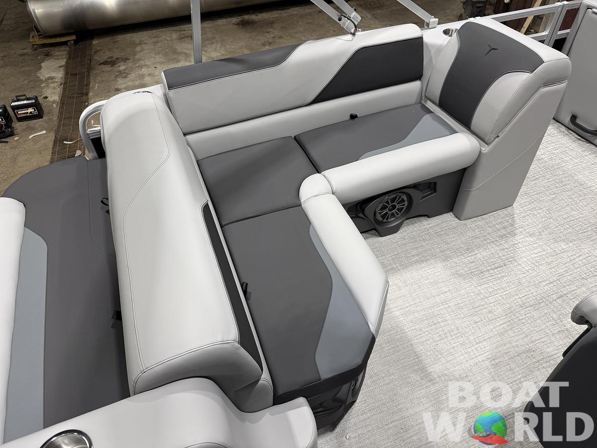 2026 Tahoe Pontoons Sport 1980 Cruise Rear Bench (CRB)