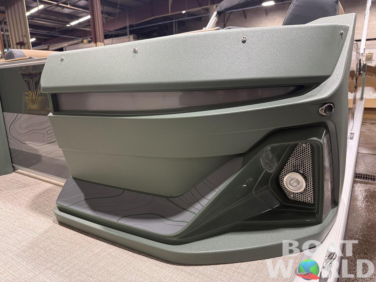 2026 Tahoe Pontoons GEOfish 2385 Rear Fish