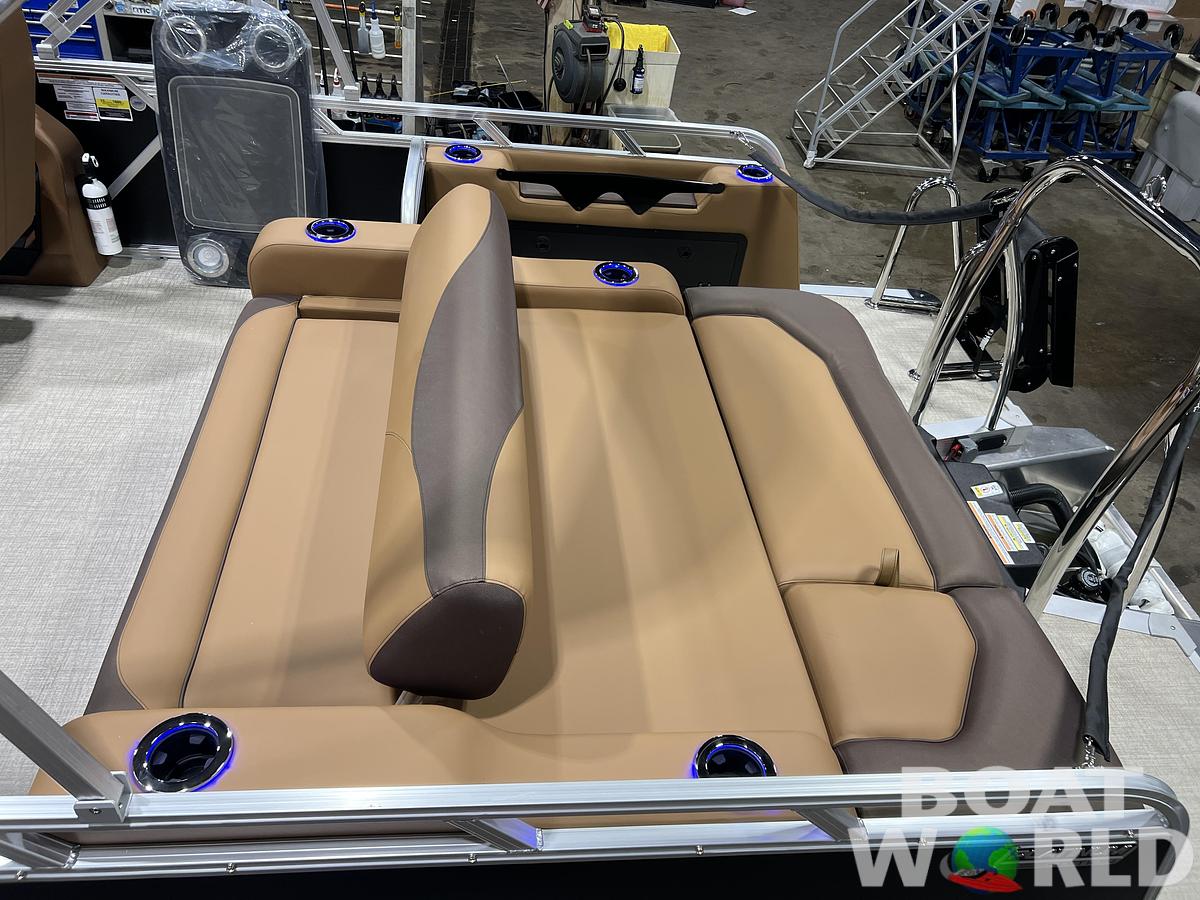 2026 Tahoe Pontoons LTZ 2385 Entertainer Tritoon