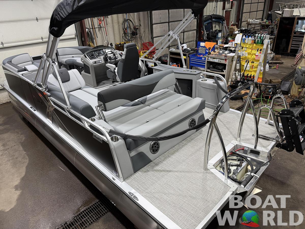 2026 Tahoe Pontoons LTZ 2385 Cruise Rear Bench (CRB)