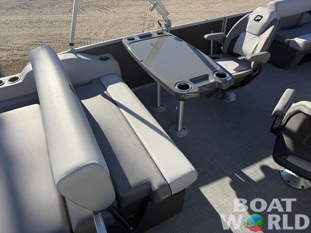 2026 Princecraft Vectra 21 RL Swingback SS Pontoon 