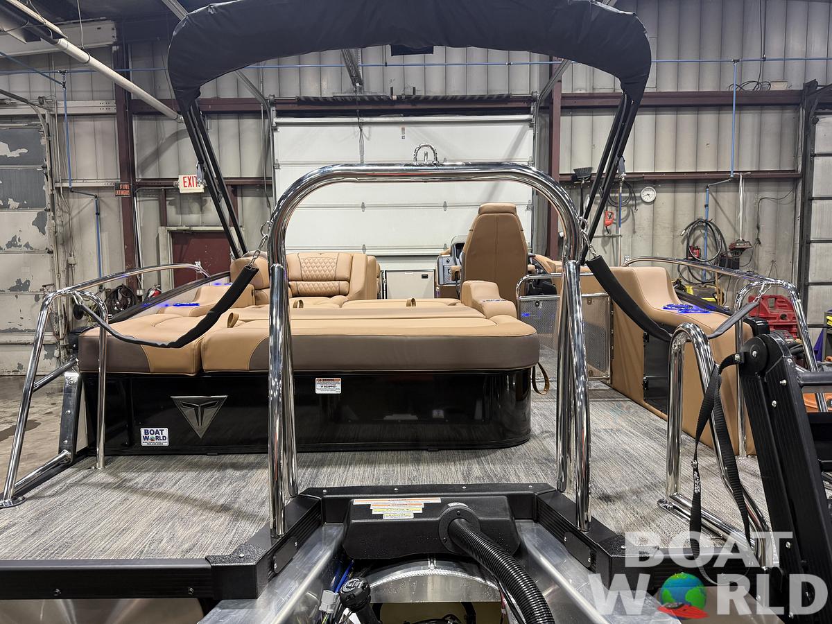 2026 Tahoe Pontoons Cascade 2385 Swingback (VRB) Tritoon 