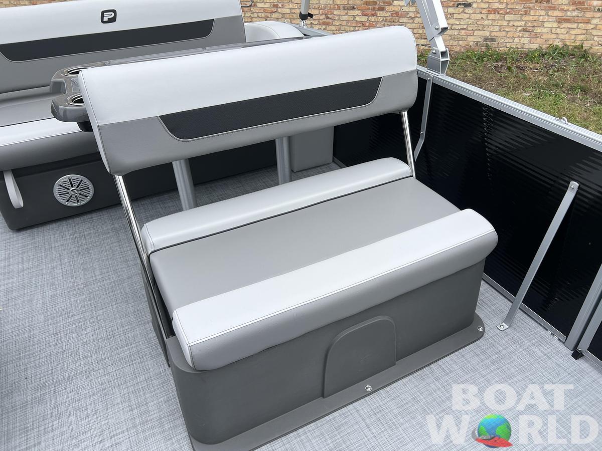 2026 Princecraft Vectra 23 RL Dinette Swingback Pontoon