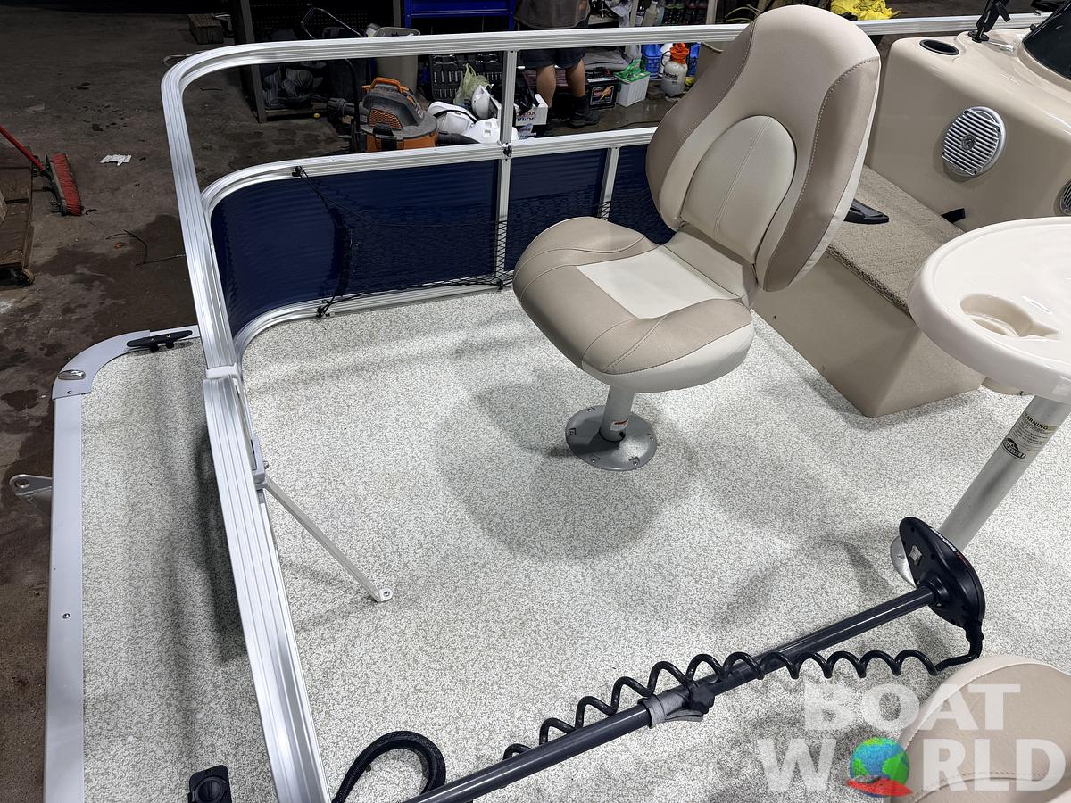 Used 2017 Montego Bay 8518 4-PT & 40HP Honda 4Stroke -$18,995