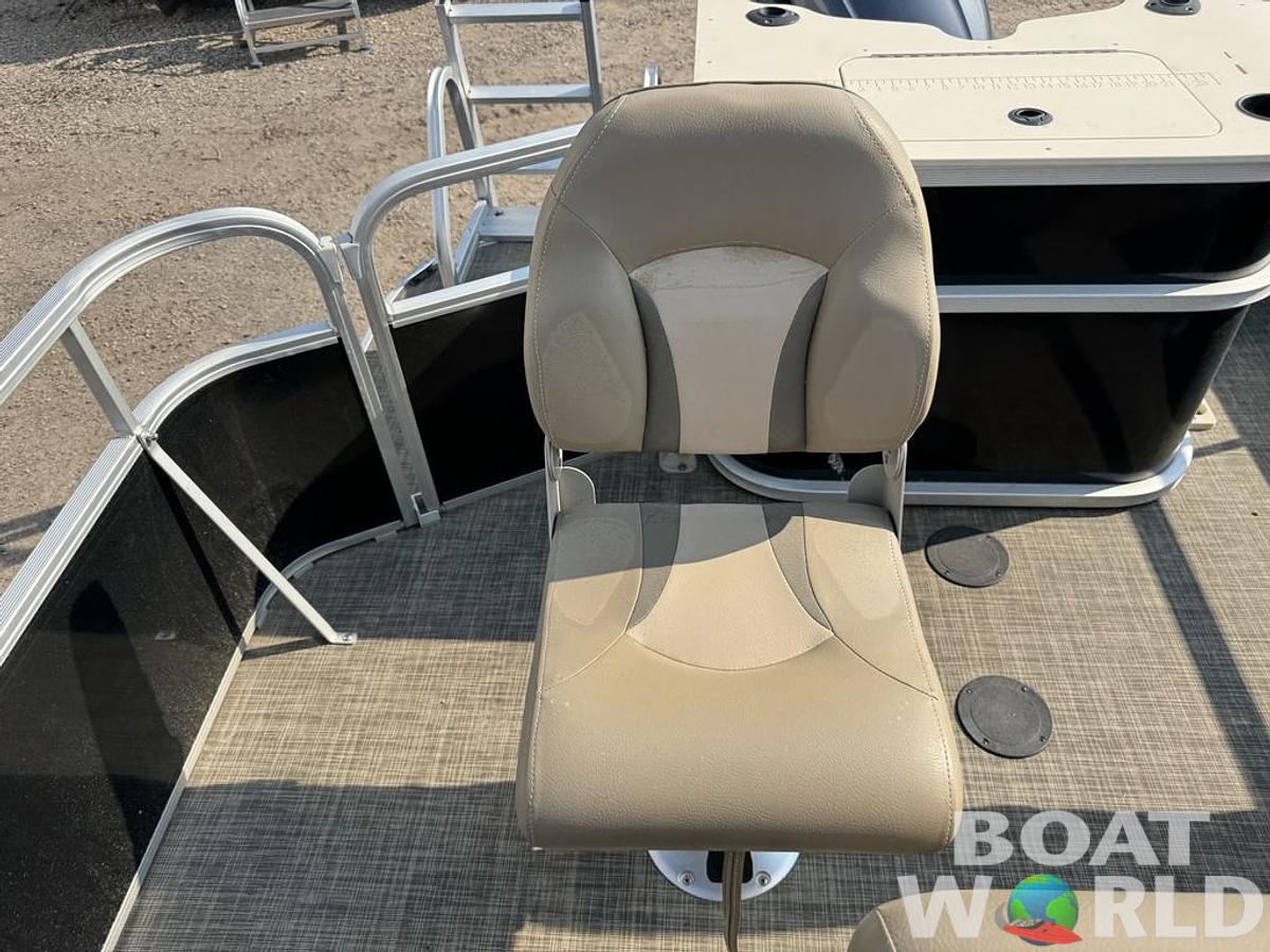 Used 2016 SunCatcher V322 RF Tritoon Pontoon