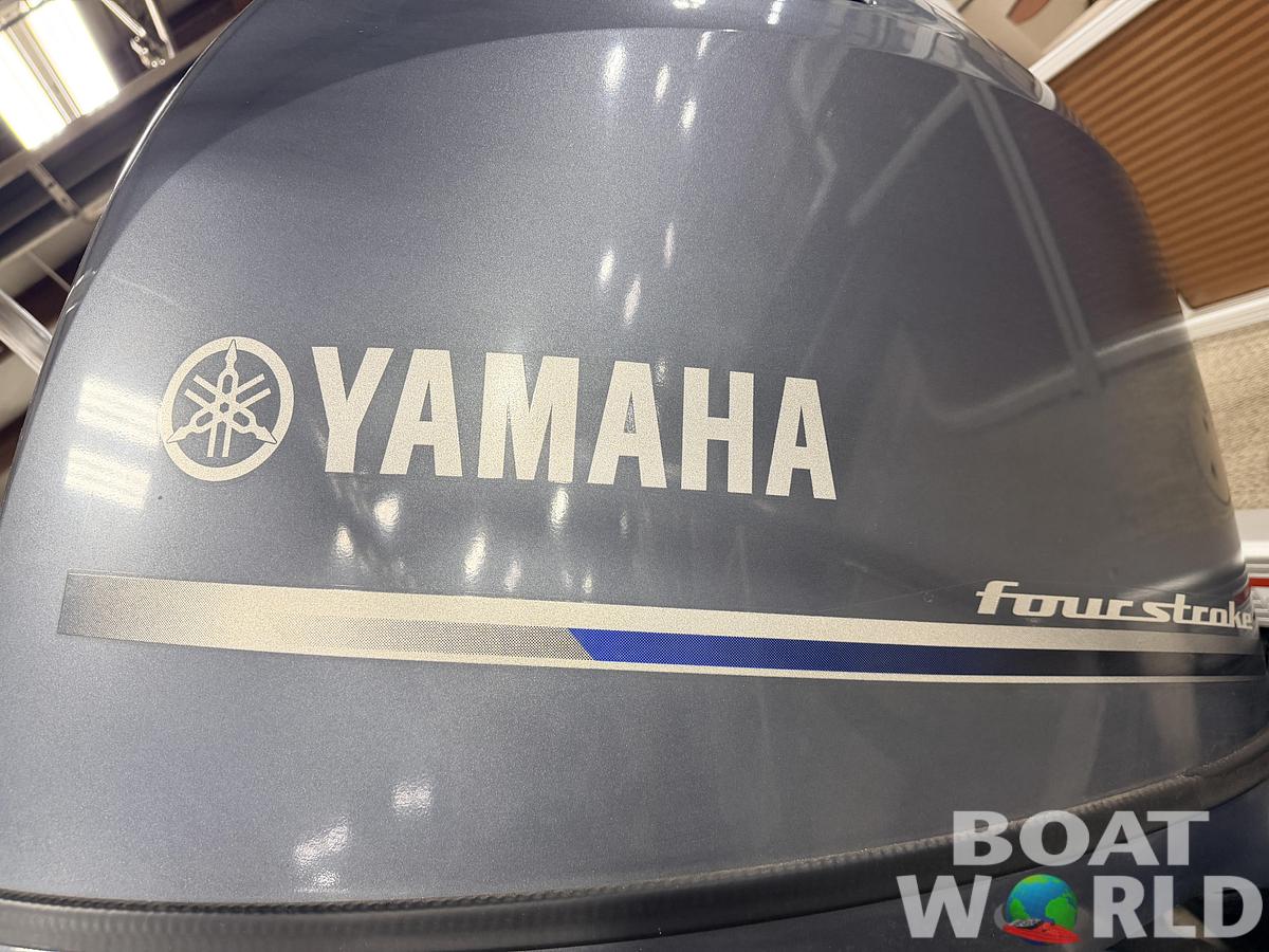 Used 2020 Bennington 22S Quad Lounge Pontoon