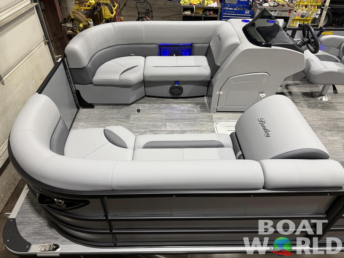 2027 Bentley Legacy 223 Swingback Tritoon $53995
