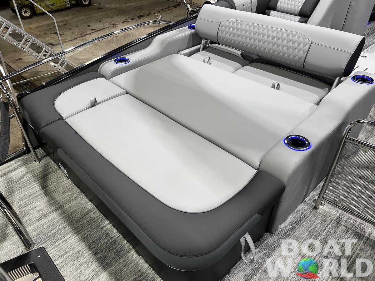 2026 Tahoe Pontoons Cascade 2385 Swingback (VRB) Tritoon