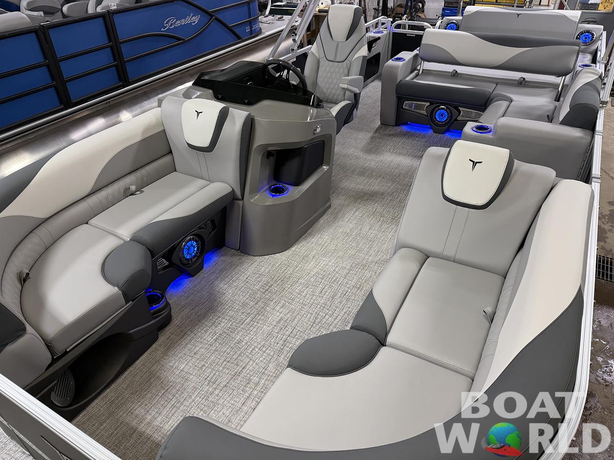 2025 Tahoe Pontoons LTZ 2385 Swingback (VRL) Tritoon & Honda 4-Stroke EFI