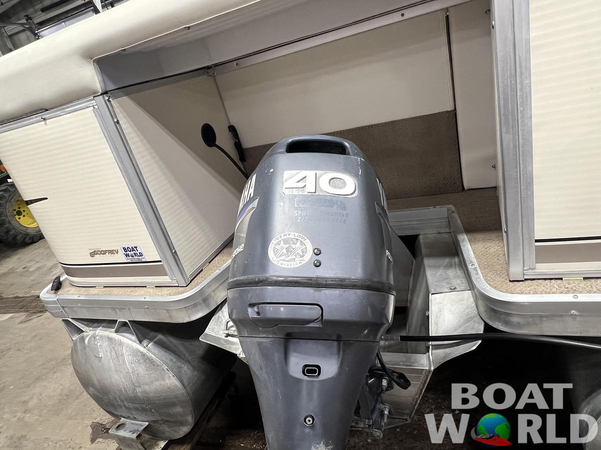 Used 2005 Sweetwater Tuscany 2286 & 40HP Yamaha 4Stroke -$12,995