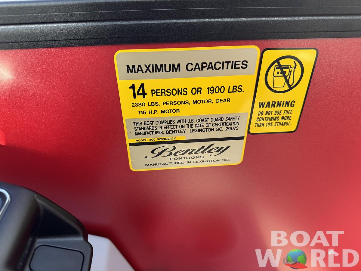 2026 Bentley Pontoons Legacy 200 Swingback