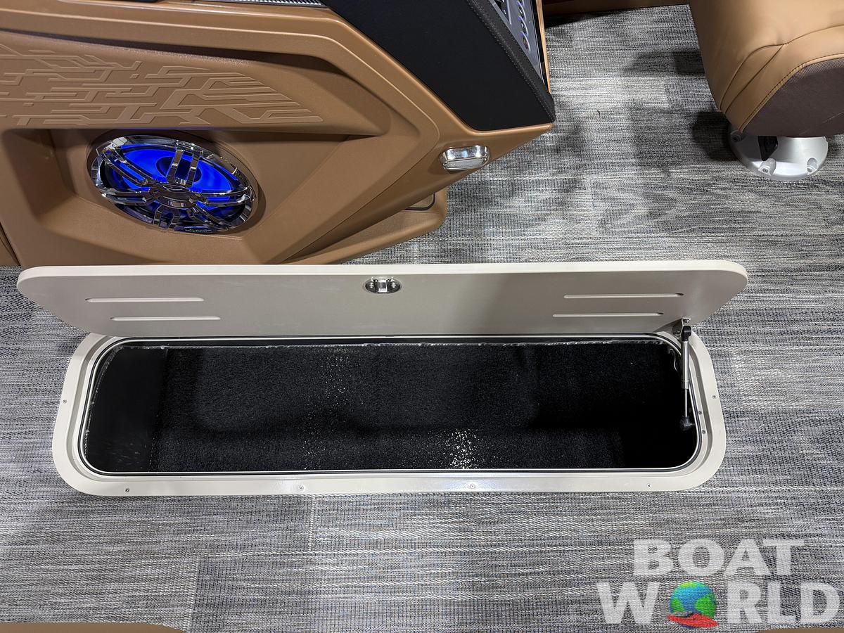 2026 Tahoe Pontoons Cascade 2385 Swingback (VRB) Tritoon 