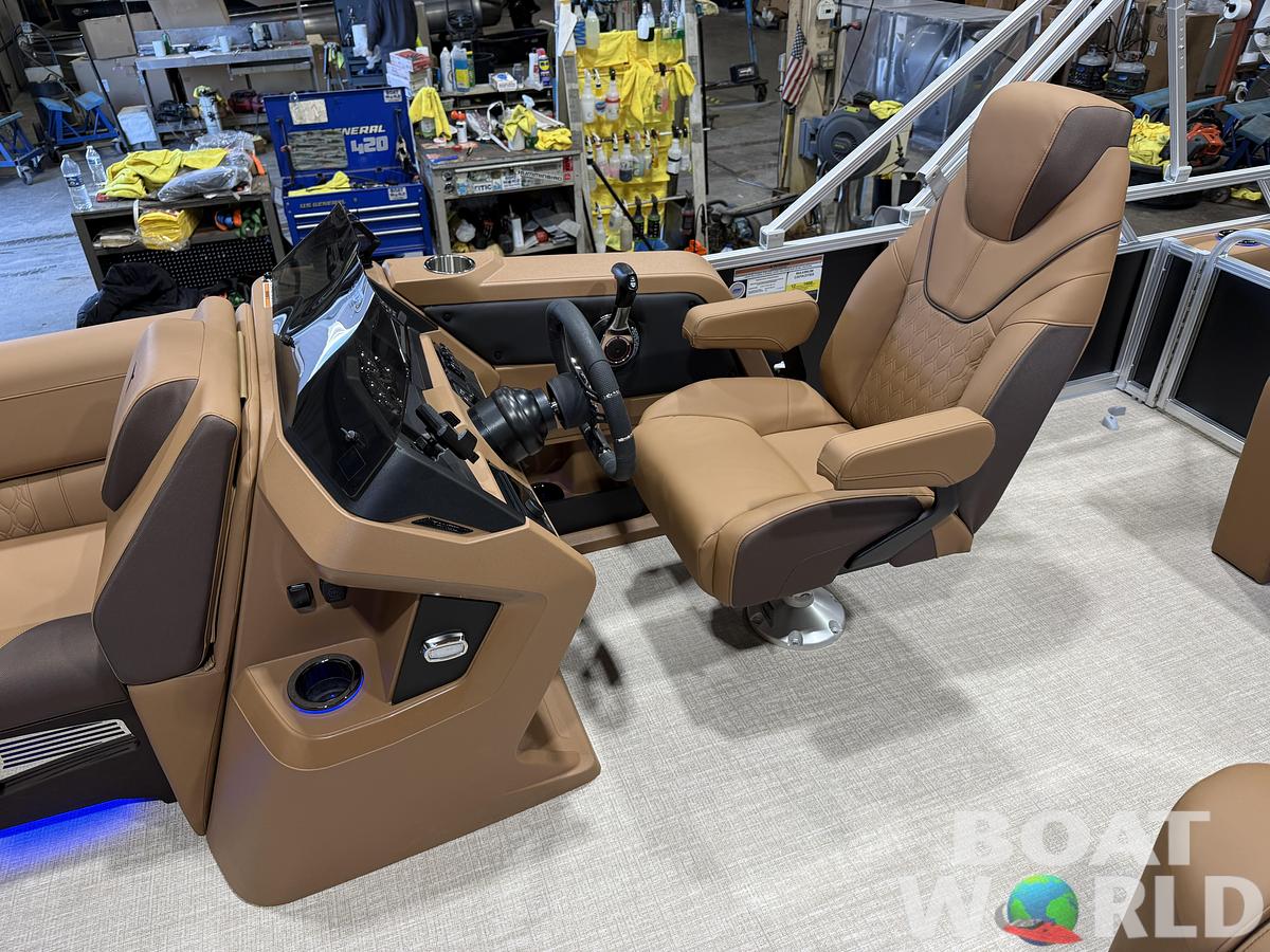 2027 Tahoe LTZ 2385 VRB Swingback Pontoon $41995