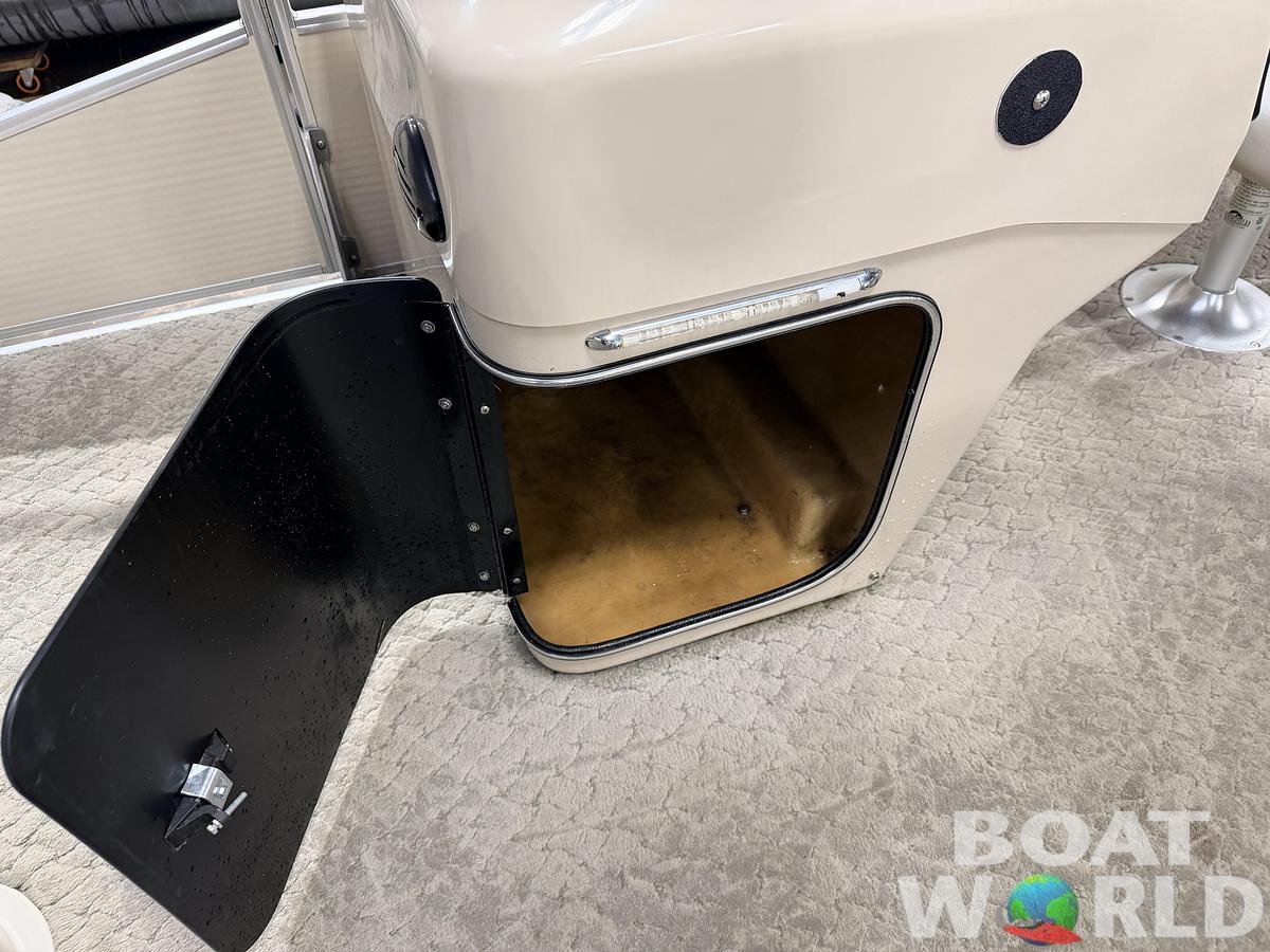 Used 2009 Weeres Fisherman 200 DLX & 80HP Suzuki 4Stroke $13,995