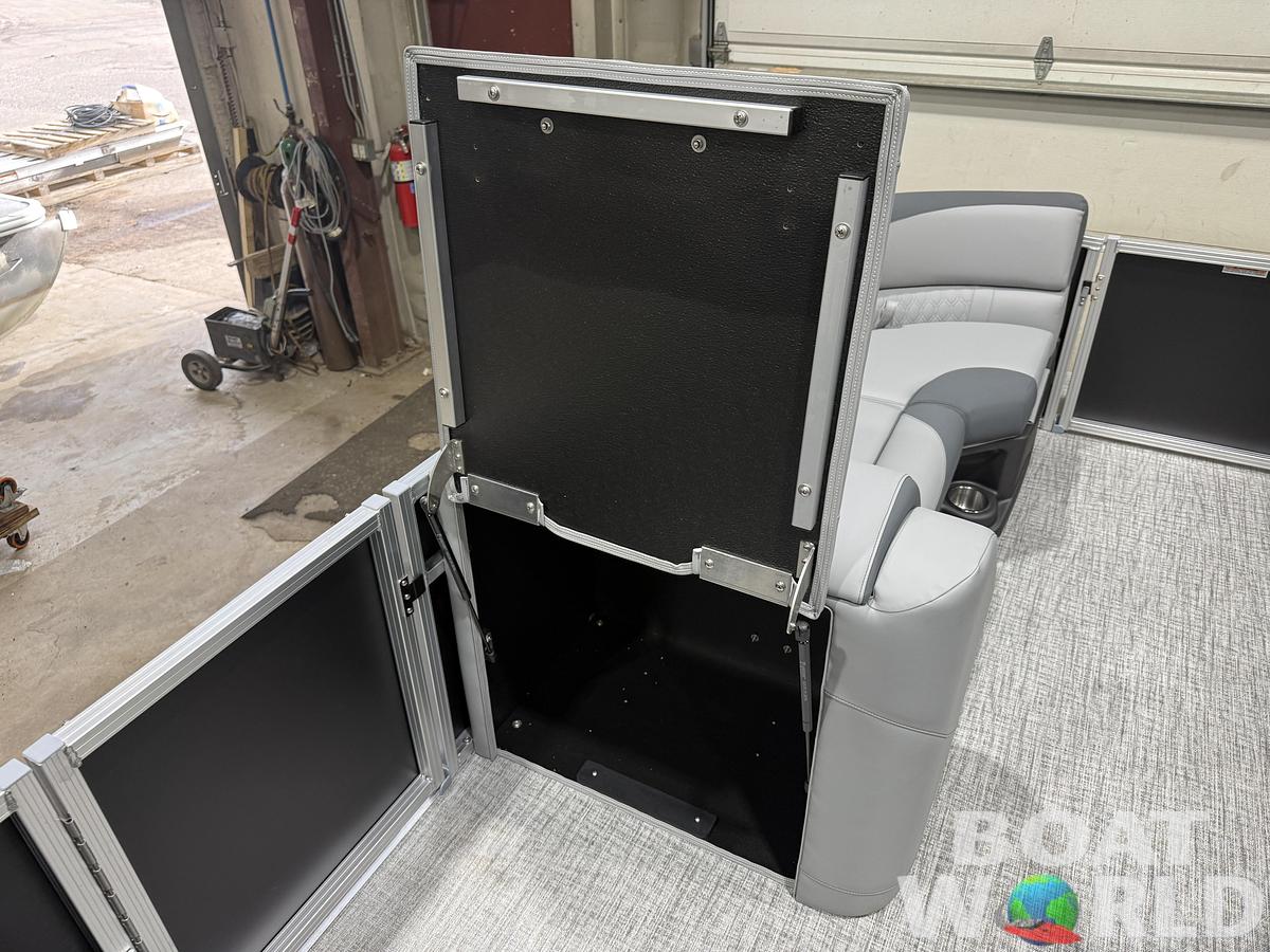 2026 Tahoe LTZ 2385 Quad Lounge & 4-Stroke $38995