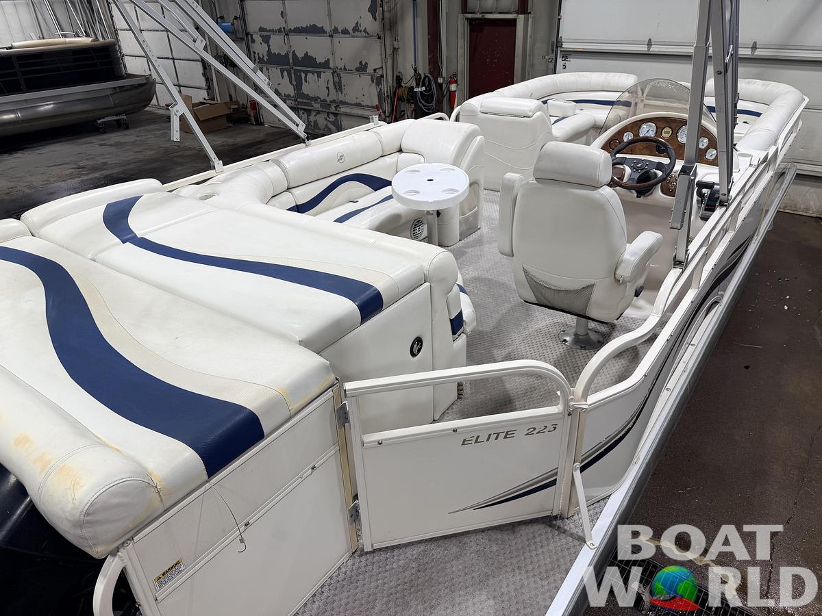 Used 2006 Starcraft 226 Elite