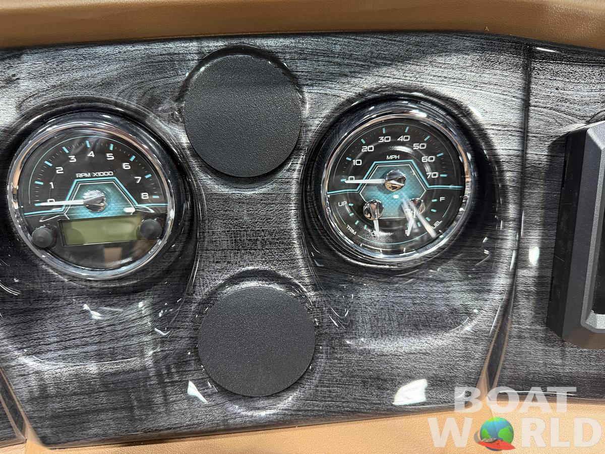 2026 Tahoe Pontoons LTZ 2385 Swingback (VRL) 