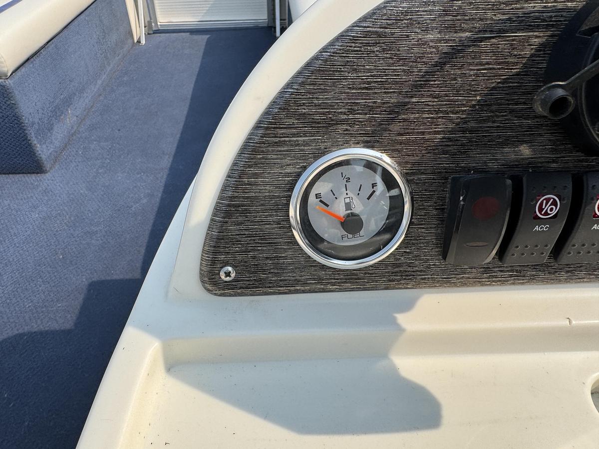 Used 2008 Tahoe Pontoons 24 Bow Fish Pontoon