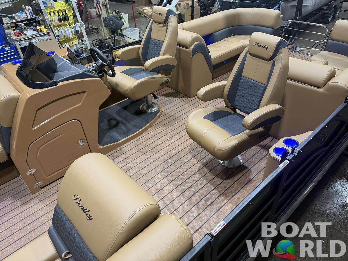 2026 Bentley Pontoons Elite 223 Admiral Quad Lounge Tritoon