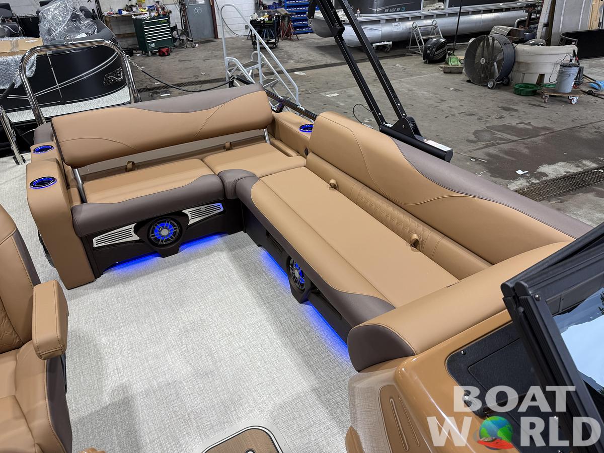 2027 Tahoe LTZ 300HP VRB Windshield Swingback $69995