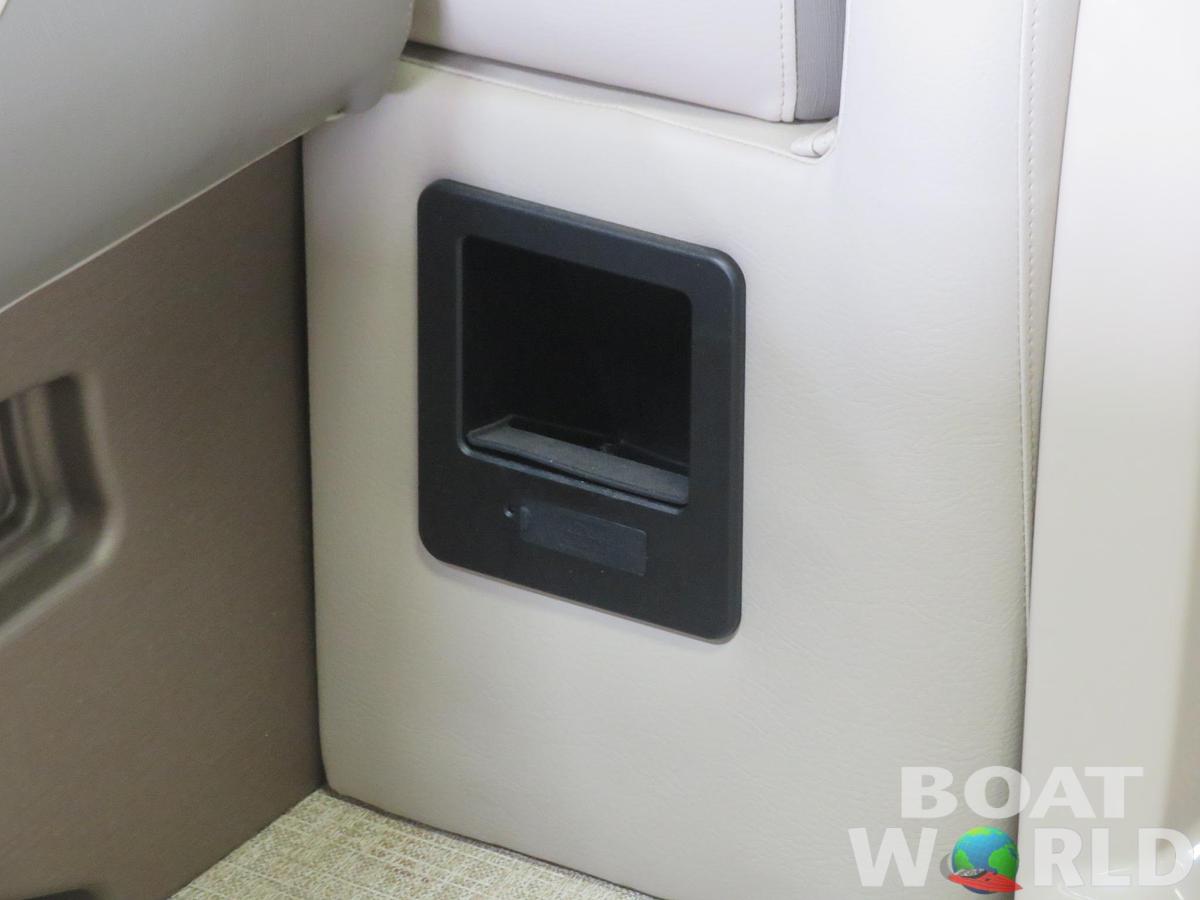 2024 Tahoe Pontoons LTZ 2385 Elite Windshield Tritoon & Suzuki 200HP 4-Stroke EFI