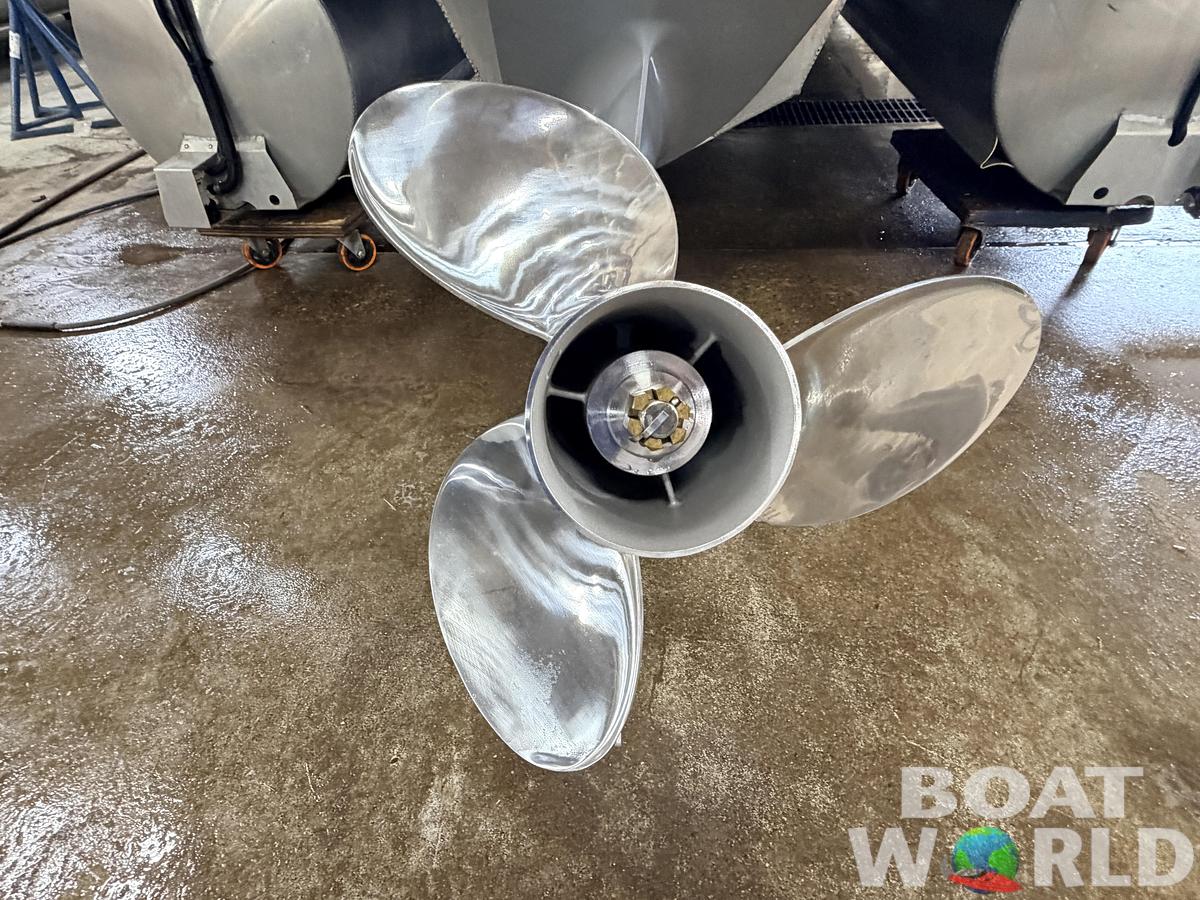 Used 2024 Bentley Legacy 223 150HP Navigator Tritoon - $47995