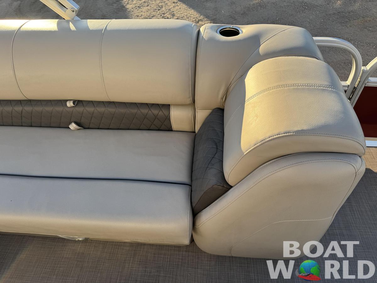 Used 2020 Sun Tracker Fishin Barge 20 DLX Pontoon