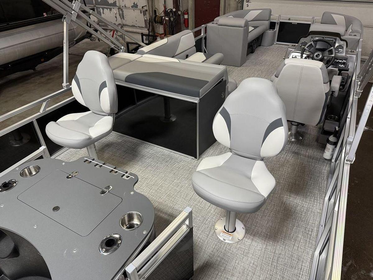 2025 Tahoe Pontoons Sport 2385 Rear Fish & Honda 4-Stroke EFI