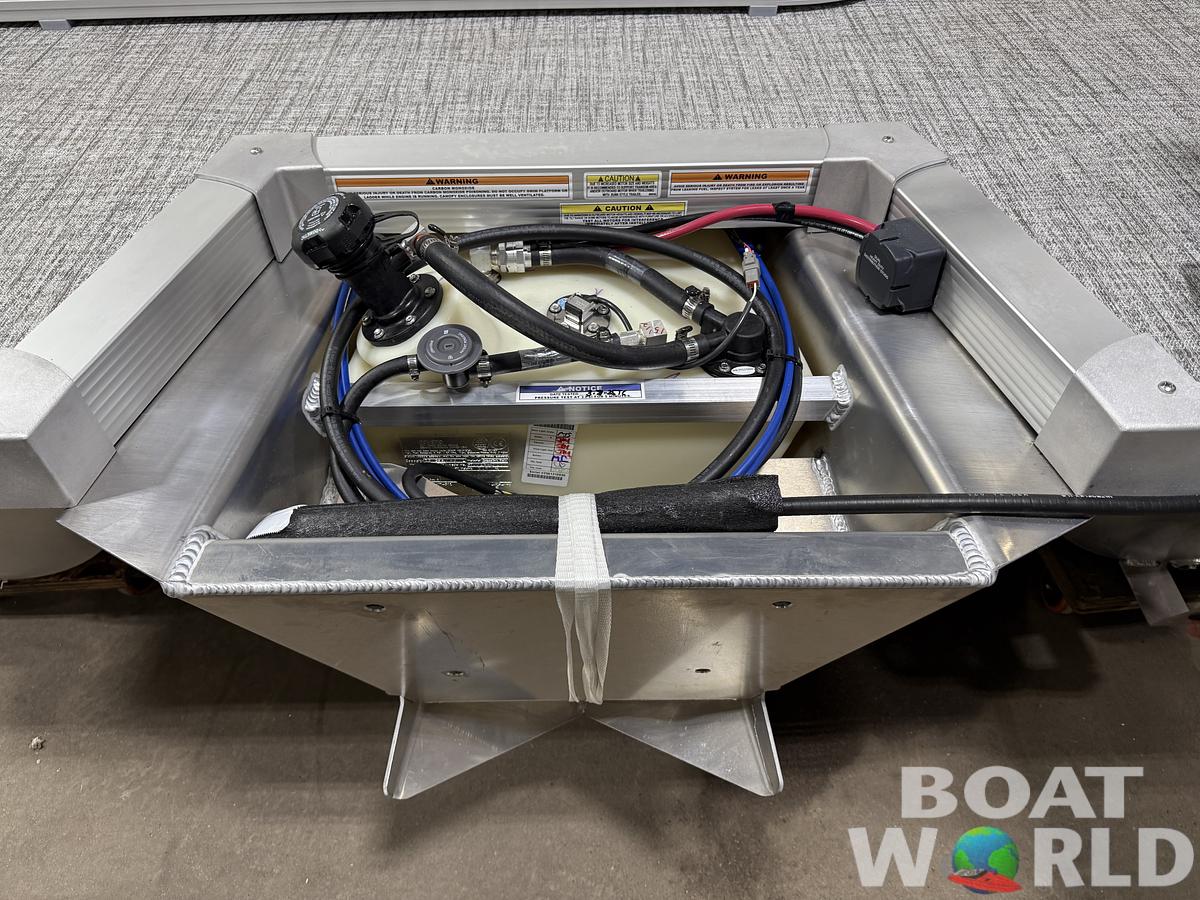 2025 Tahoe Pontoons LTZ 2385 Swingback (VRL) & Honda 4-Stroke EFI