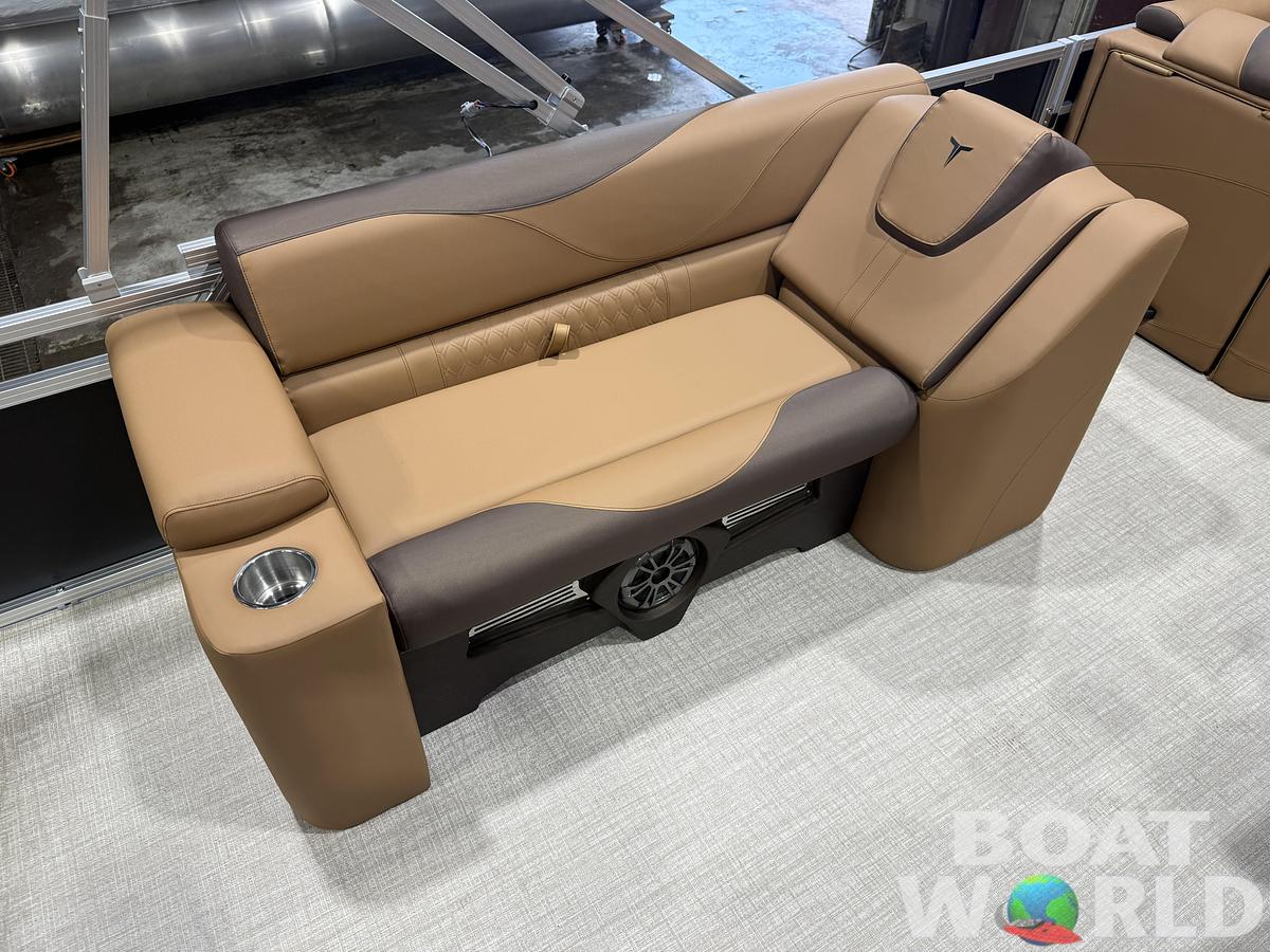 2026 Tahoe Pontoons LTZ 2385 Elite Cruise & Honda 4-Stroke EFI