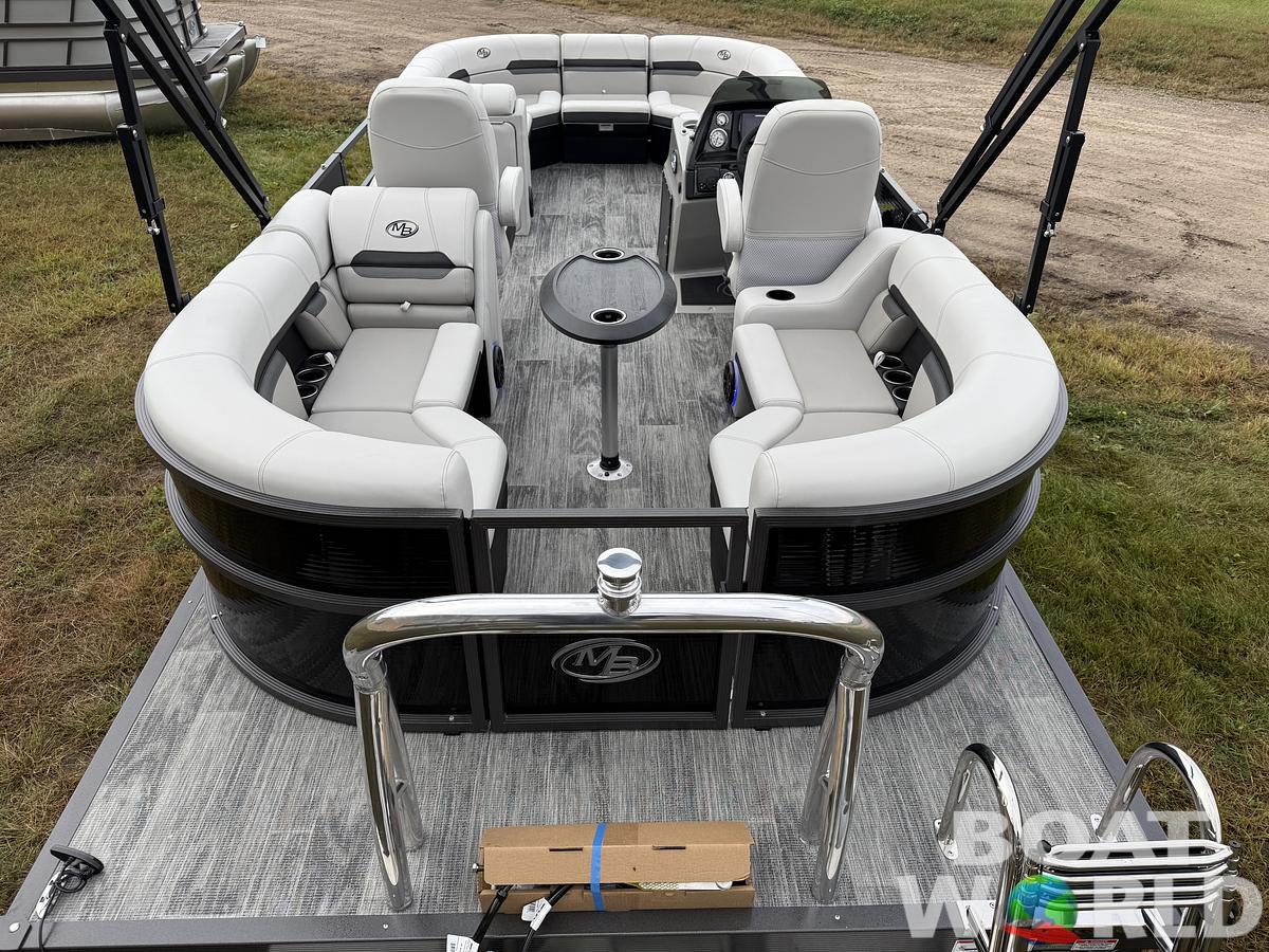 2026 Montego Bay 8522 Quad Lounge Tritoon 