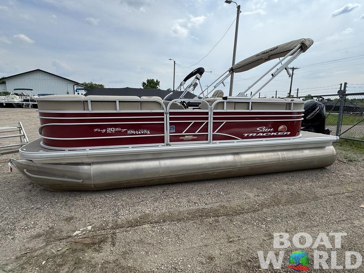 Used 2023 Sun Tracker Party Barge® 20 DLX
