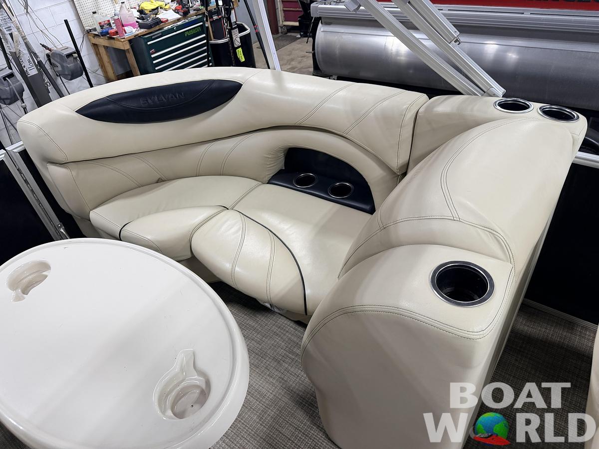 Used 2019 Sylvan MIrage 820 LZ Quad Lounge & 90HP Yamaha -$27,995