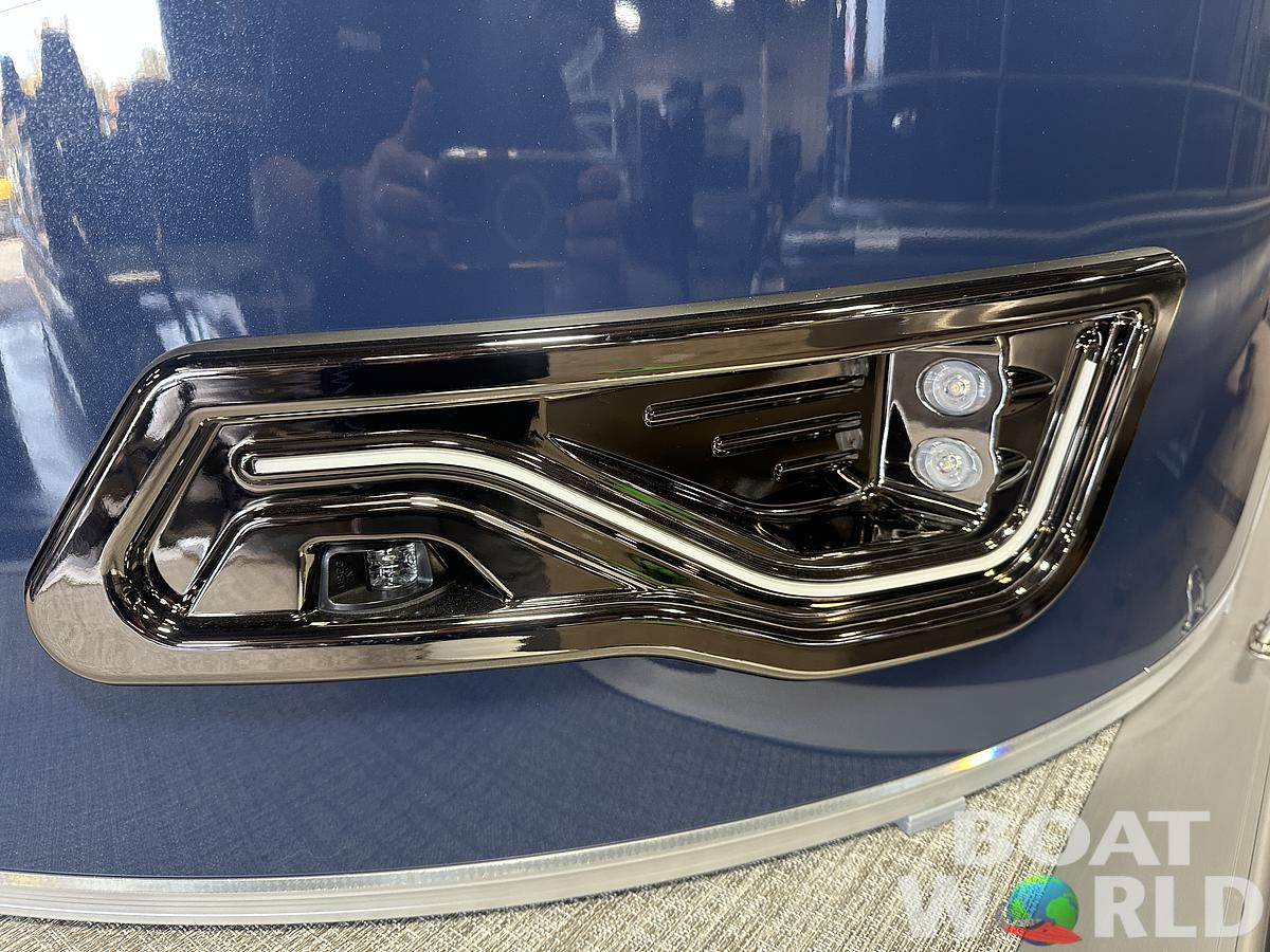 2025 Tahoe Pontoons LTZ 2385 Swingback (VRB) Windshield Tritoon & Honda 4-Stroke EFI