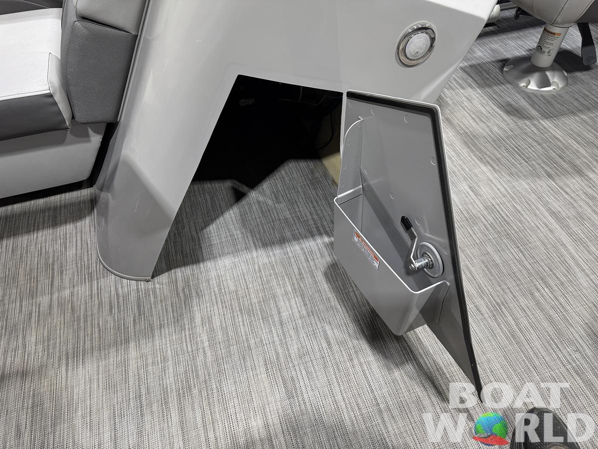 Used 2021 Bennington 22 SX Pontoon